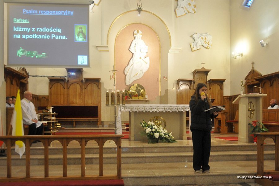 012 Uroczysta suma.jpg